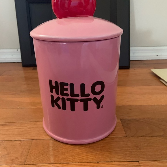 COPY - Hello Kitty Cookie Jar - Picture 2 of 5
